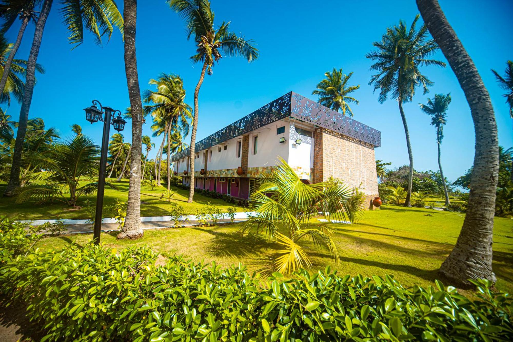 Hotel Sarakawa Lome Exterior photo