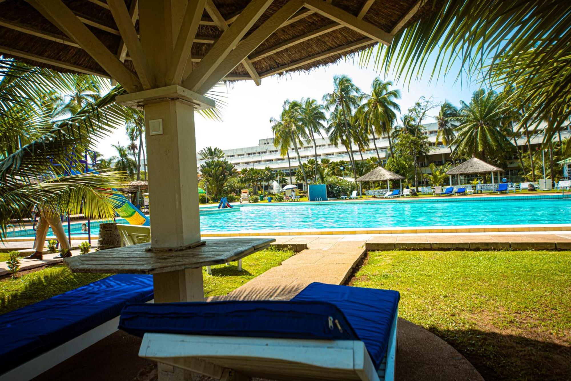 Hotel Sarakawa Lome Exterior photo