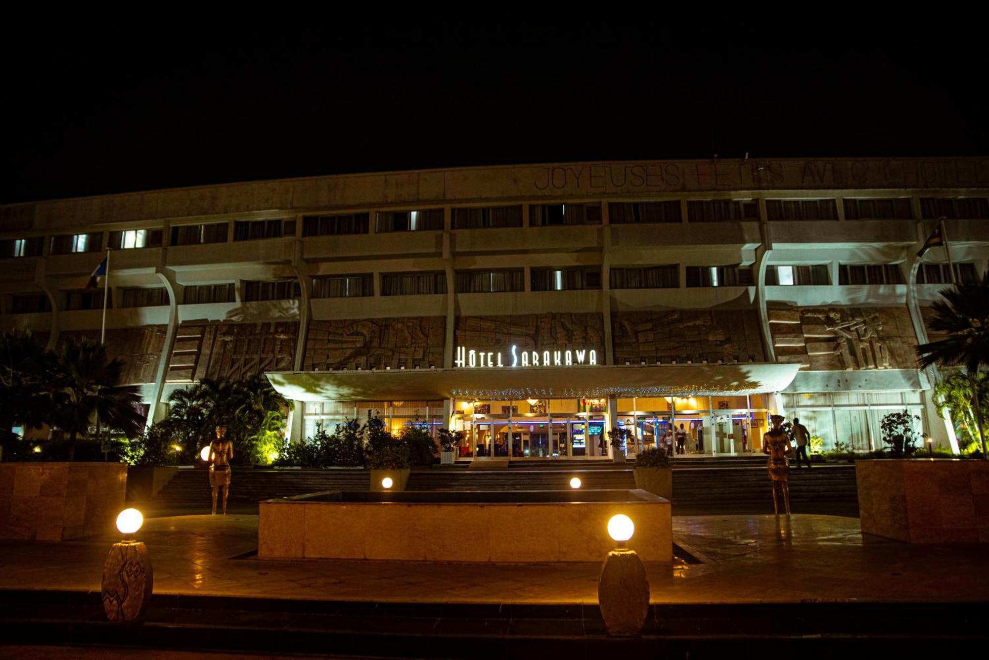 Hotel Sarakawa Lome Exterior photo