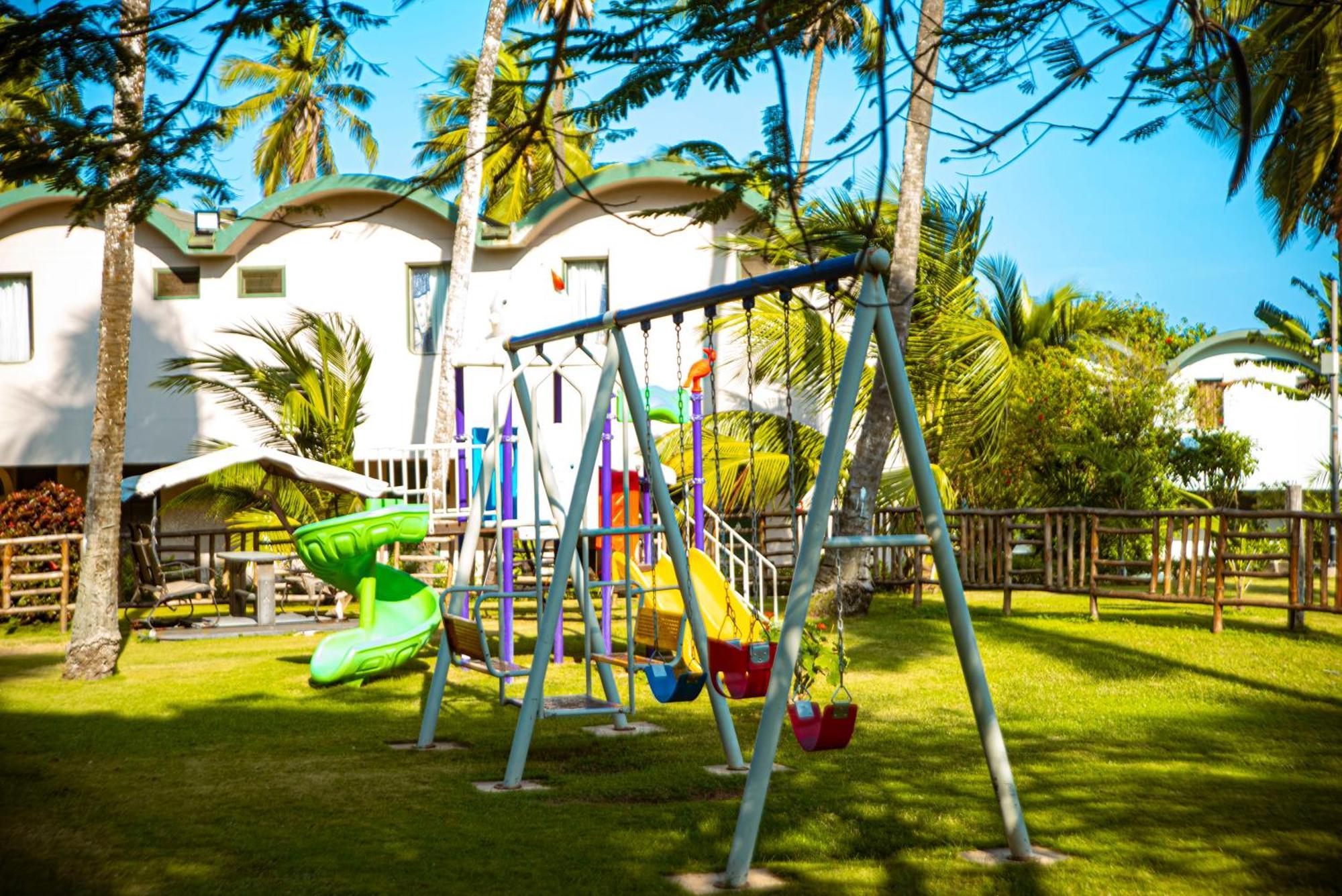 Hotel Sarakawa Lome Exterior photo