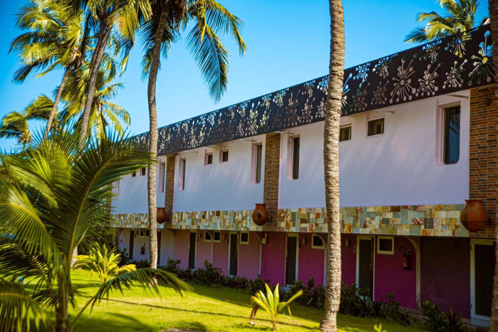 Hotel Sarakawa Lome Exterior photo