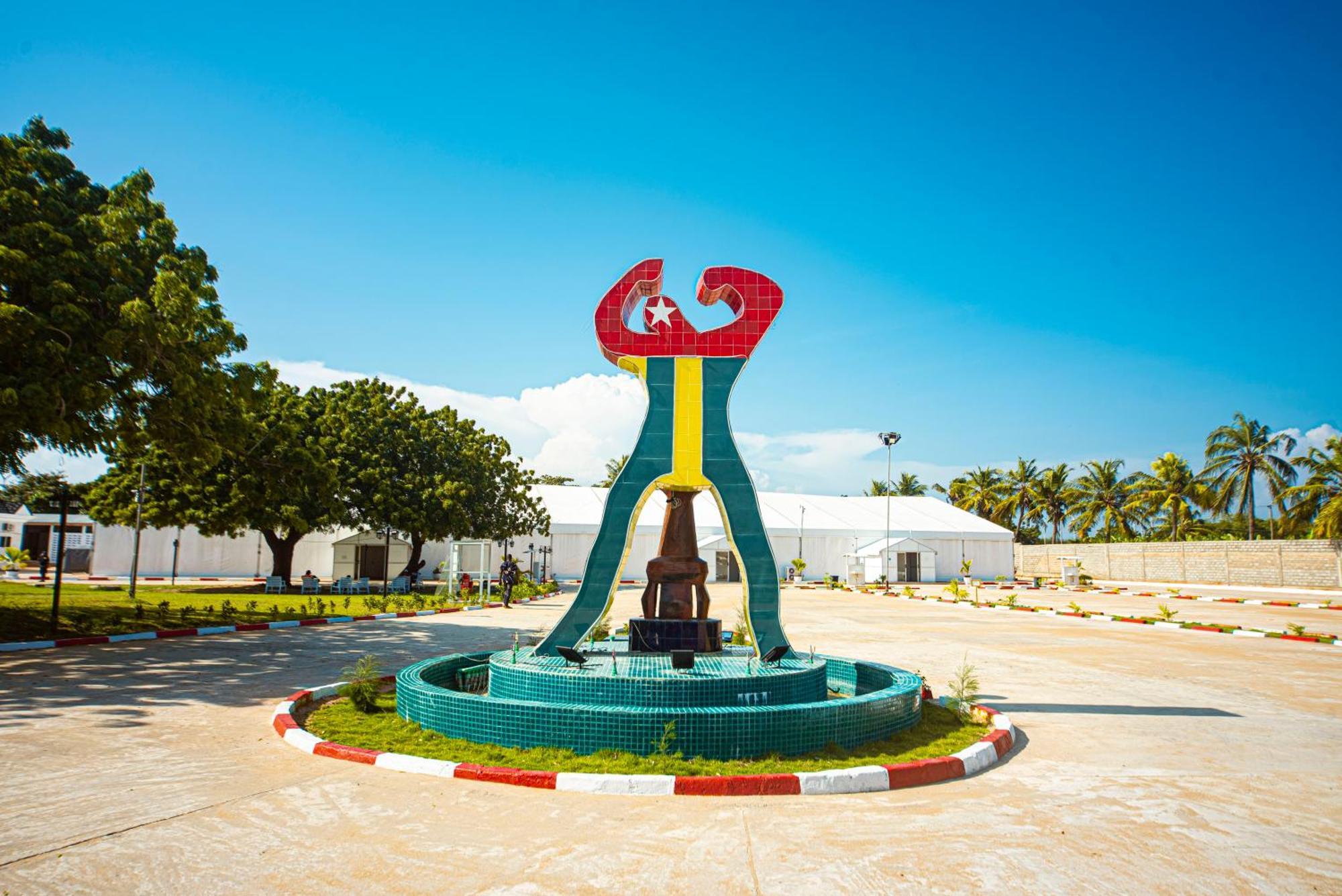 Hotel Sarakawa Lome Exterior photo